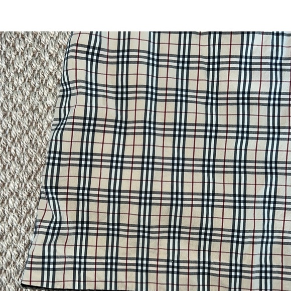 BNWOT Burberry AUTHENTIC toddler size 4 dress like brand new!!! - Picture 5 of 7